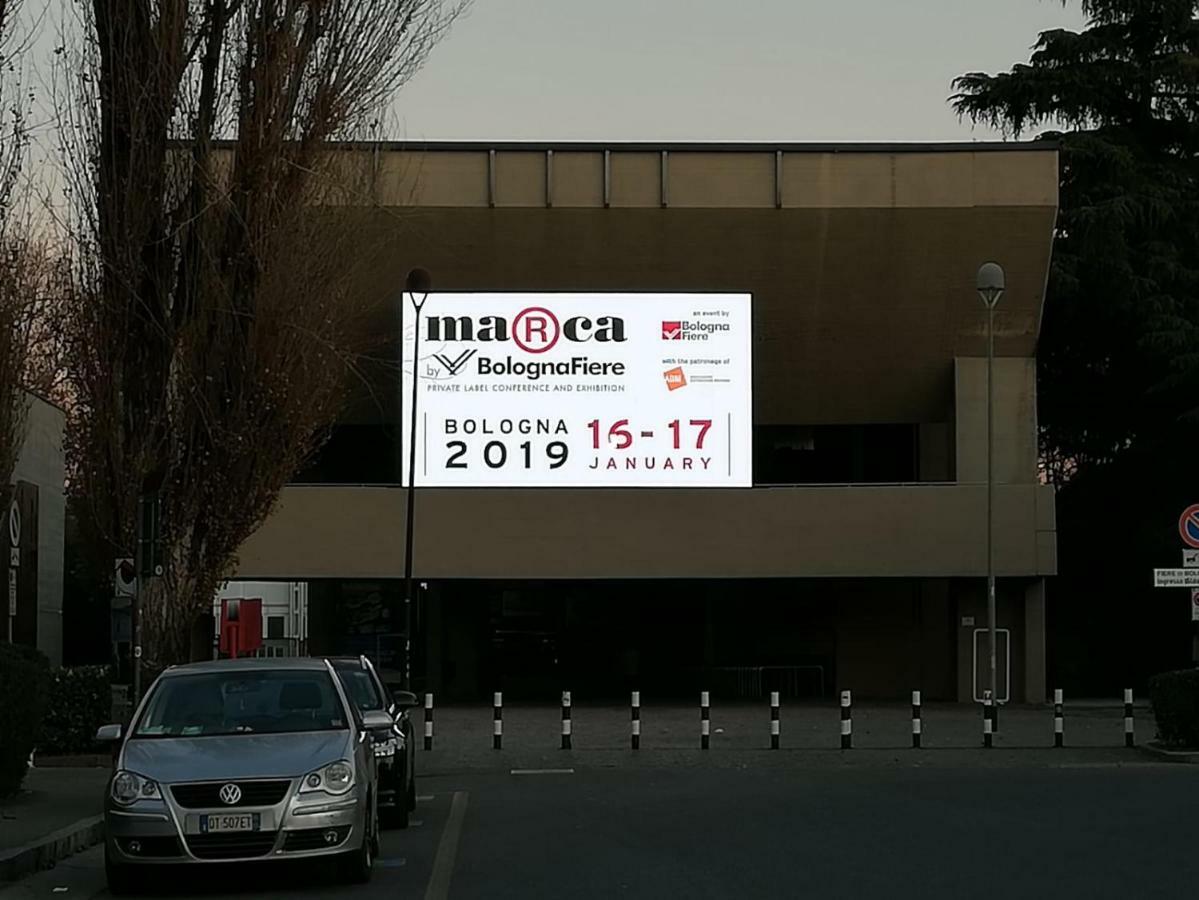 ボローニャM2Bo Dossetti 27 - Fieraアパートメント エクステリア 写真